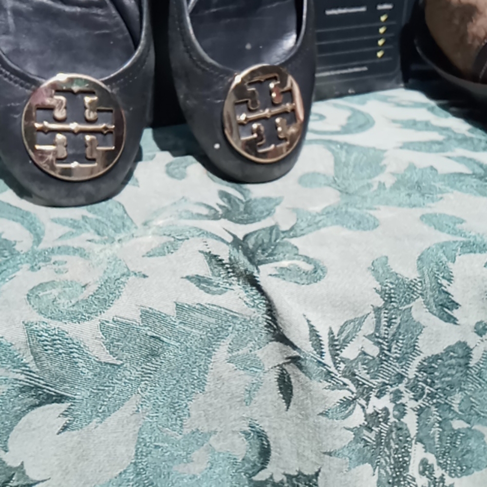 Ladies shoes